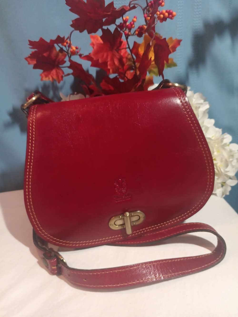 Vera Pelle Italian Red Leather Crossbody Handbag